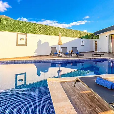 Villa Cavdir Village 3 Bedroom 8676 Kalkan