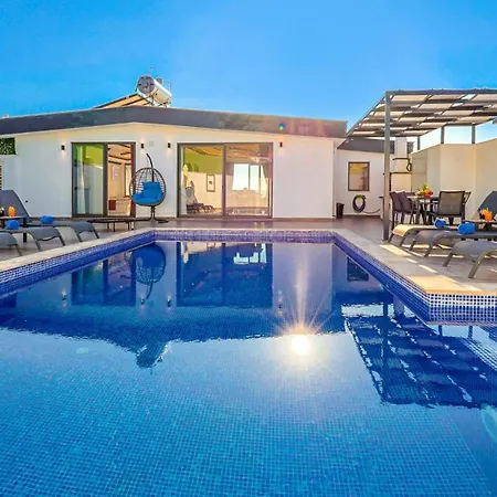 Villa Cavdir Village 3 Bedroom 8676 Kalkan
