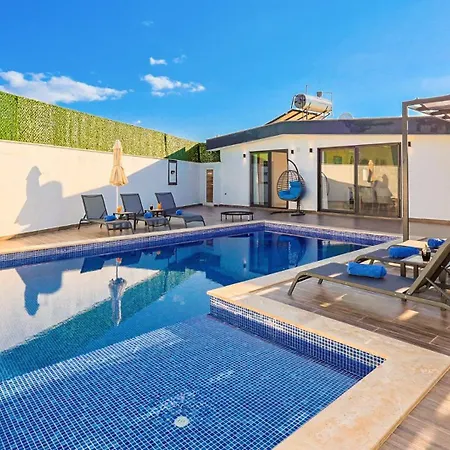 Cavdir Village 3 Bedroom 8676 Kalkan